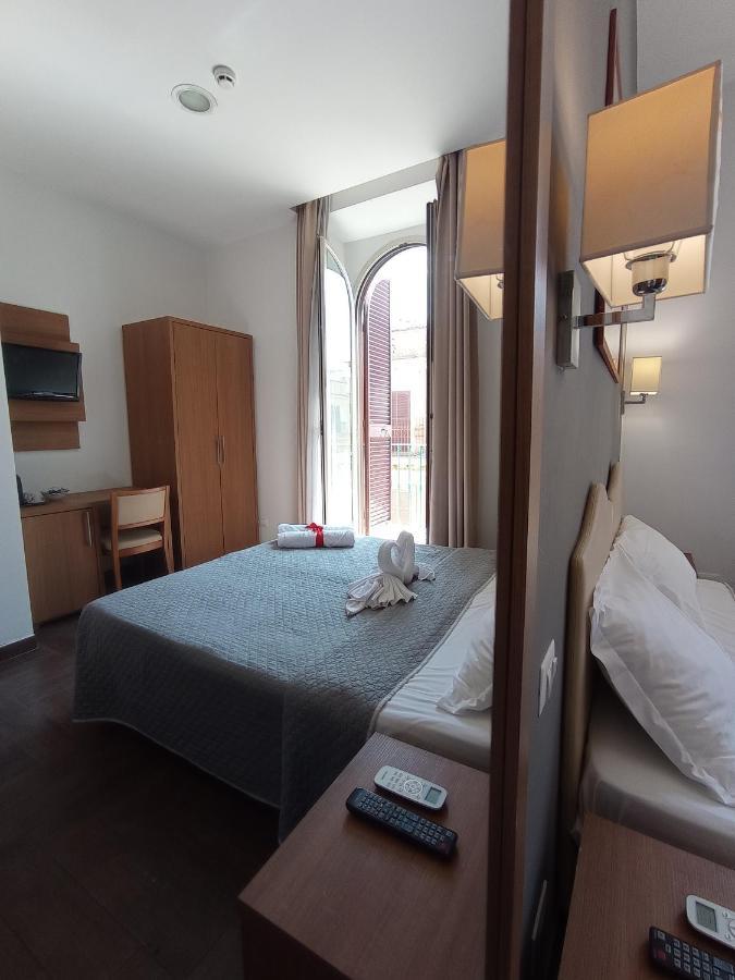 Rome Travellers Hotel Exterior photo