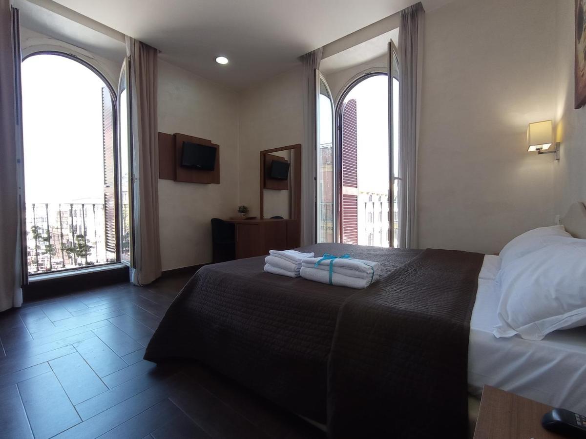 Rome Travellers Hotel Exterior photo